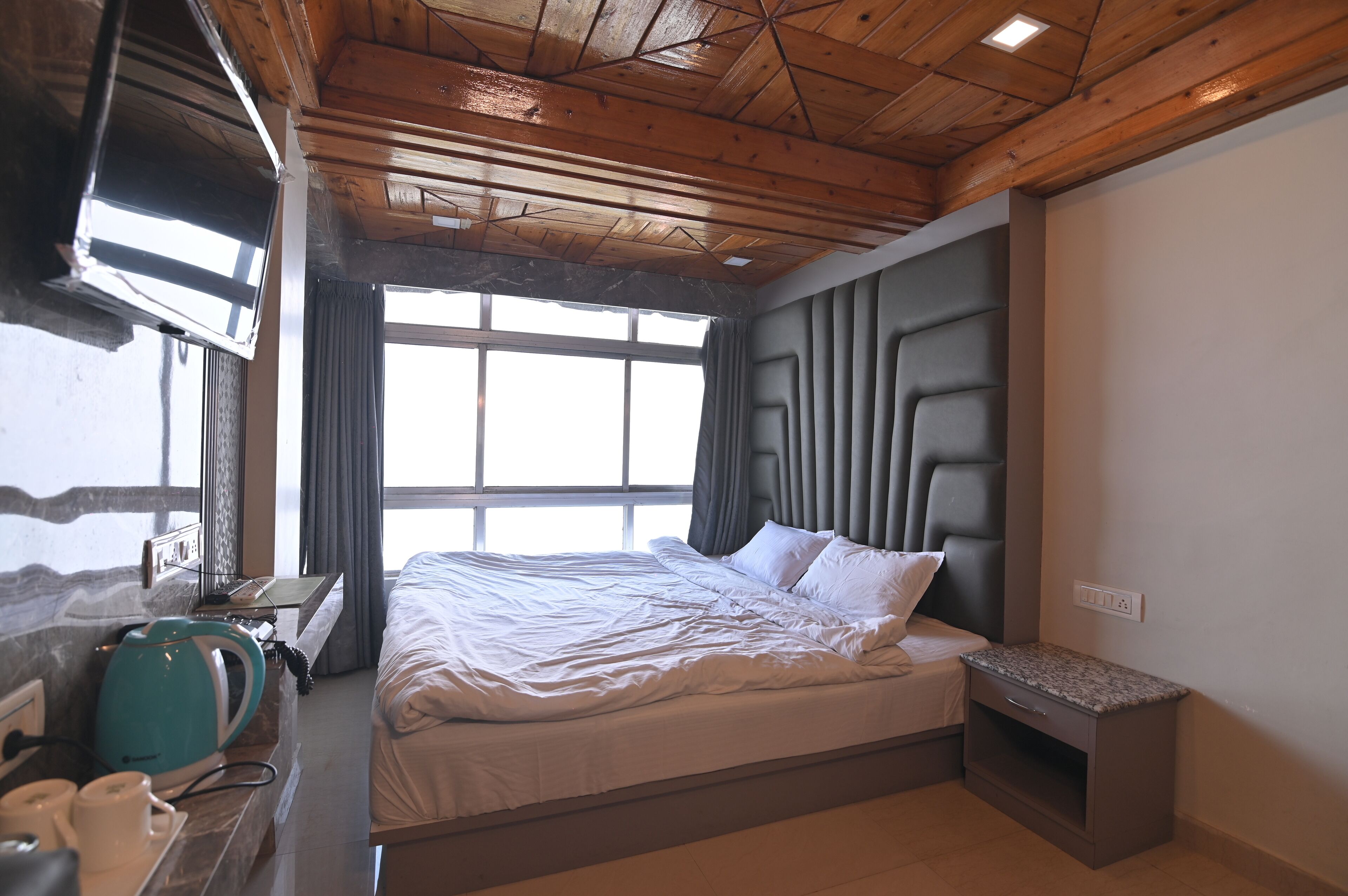 Phòng đôi cơ bản, 1 giường đôi, quang cảnh núi