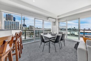 Dining - QV Stays Waterfront 2 Bed 2 Bath at Princes Wharf (Auckland)