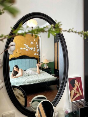 Desk, iron/ironing board, free WiFi - Maya Central Hotel & Spa (Hoan Kiem)