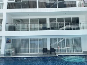 Exterior - B8 - 2 Bedrooms Serviced Apartment with pool view, Karon Beach (Tambon Karon)