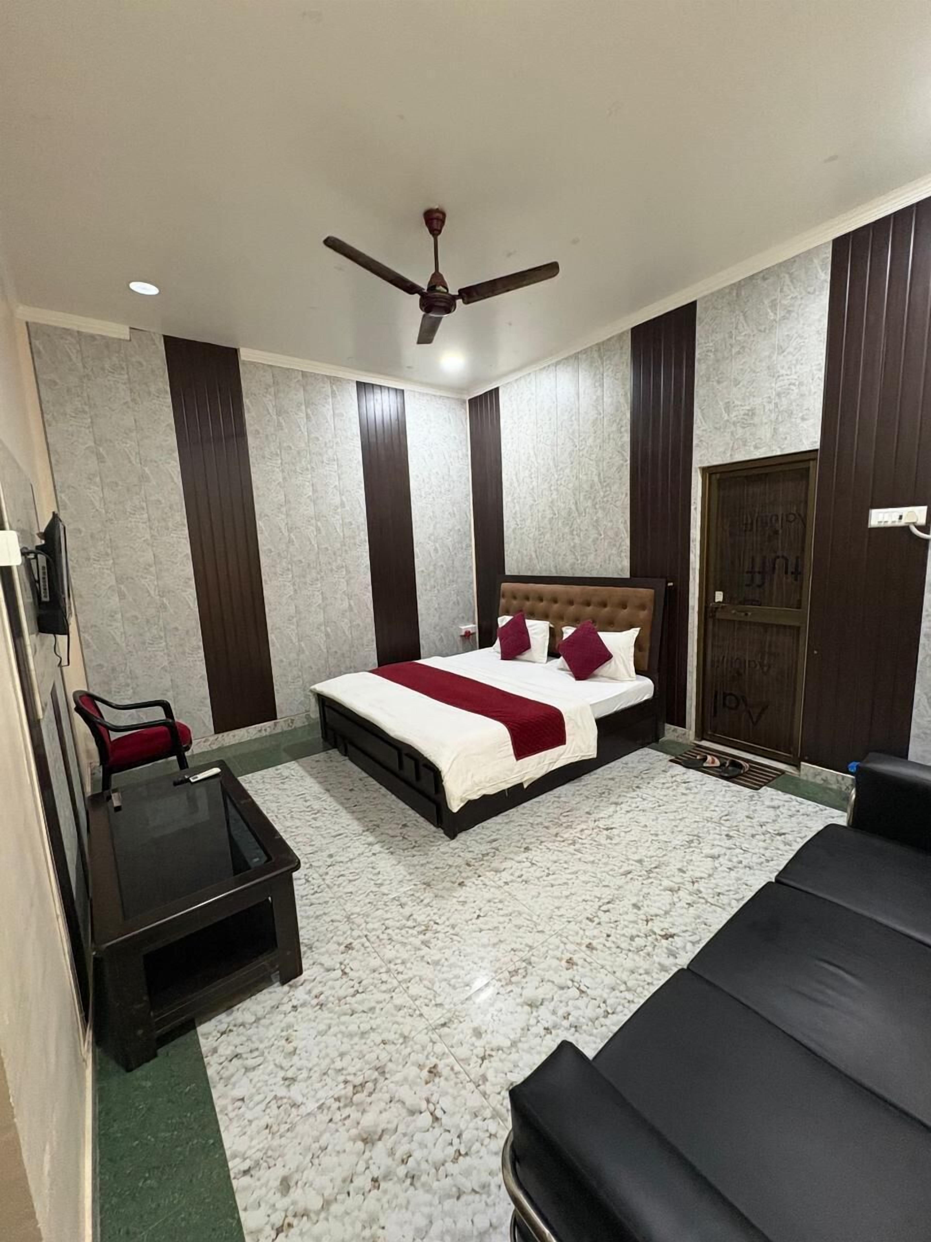 华丽双人房, 城市景观 | 办公桌、免费 WiFi