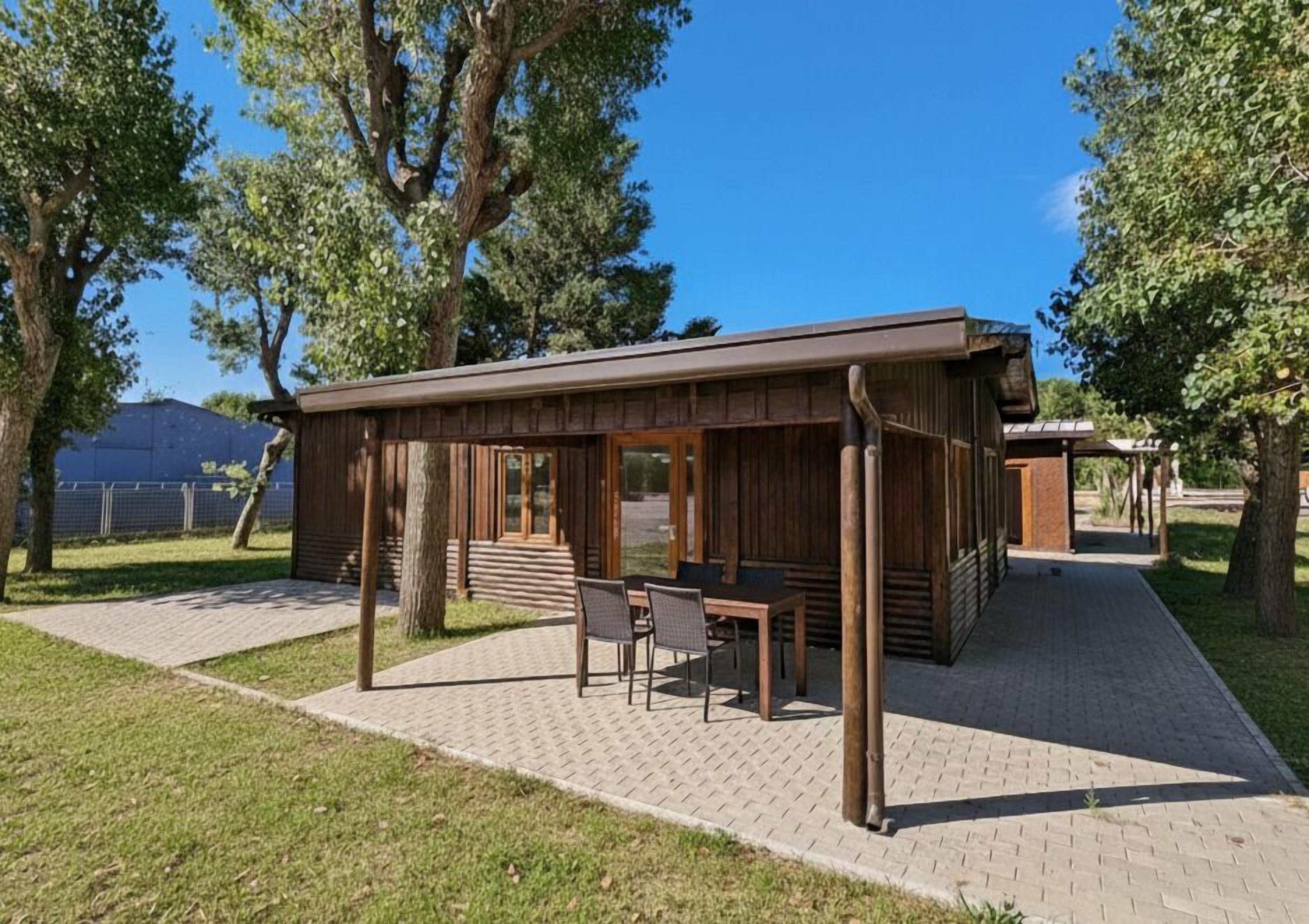 家庭洋房, 庭院 | 外觀