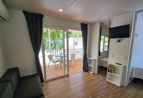 Comfort Mobile Home | Living area