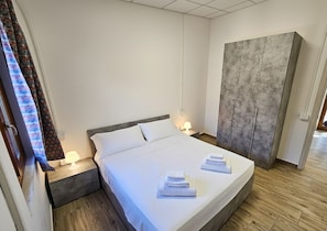 基本洋房, 庭院 | 免費無線上網