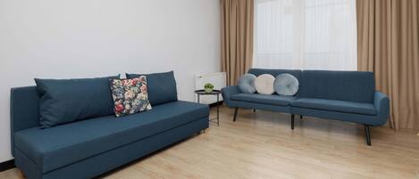 Téléviseur, bureau