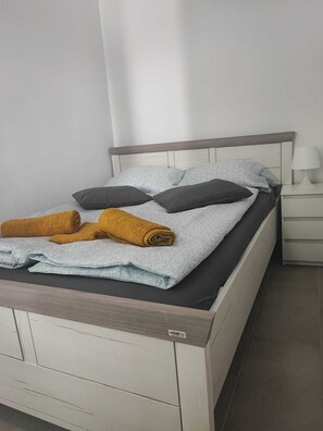 مكواة/لوح كي وواي فاي مجانًا