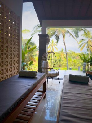 Salas de tratamiento para parejas, tratamientos corporales, aromaterapia