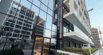 Azizi 505 Fully Furnished Apartment