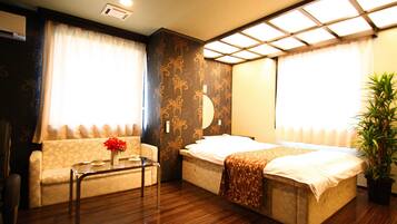 Double Room | Free WiFi