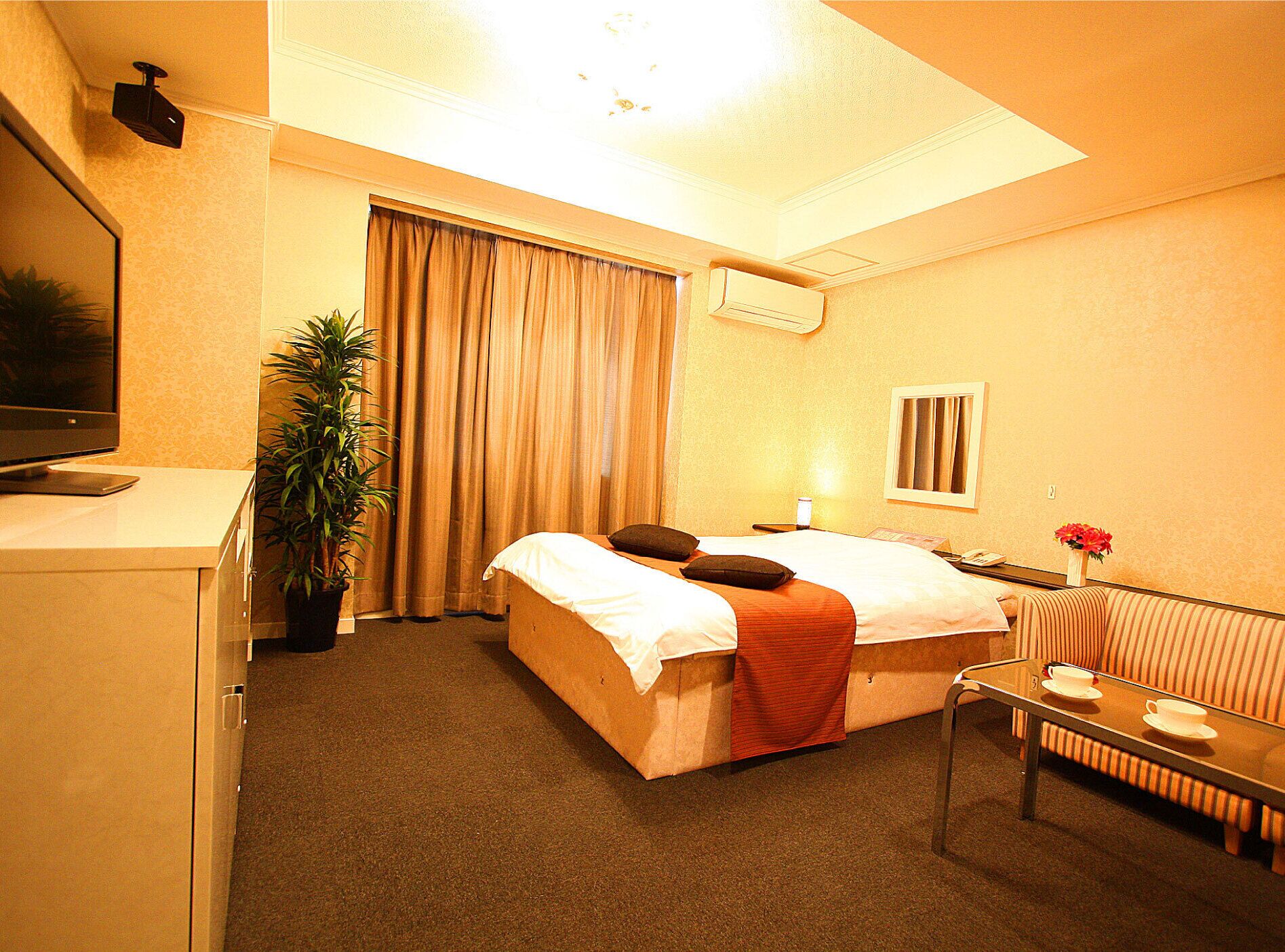 Double Room | Free WiFi