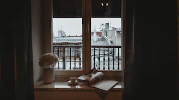 Classic-Studio | Zimmersafe, Bügeleisen/Bügelbrett, kostenloses WLAN