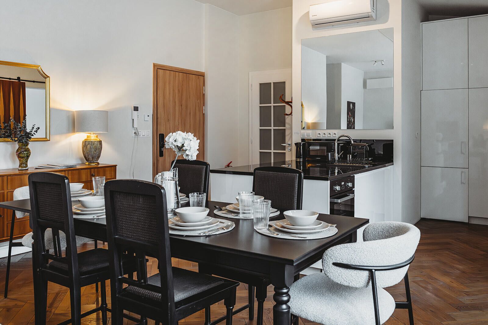 Penthouse Superior | Makan di kamar