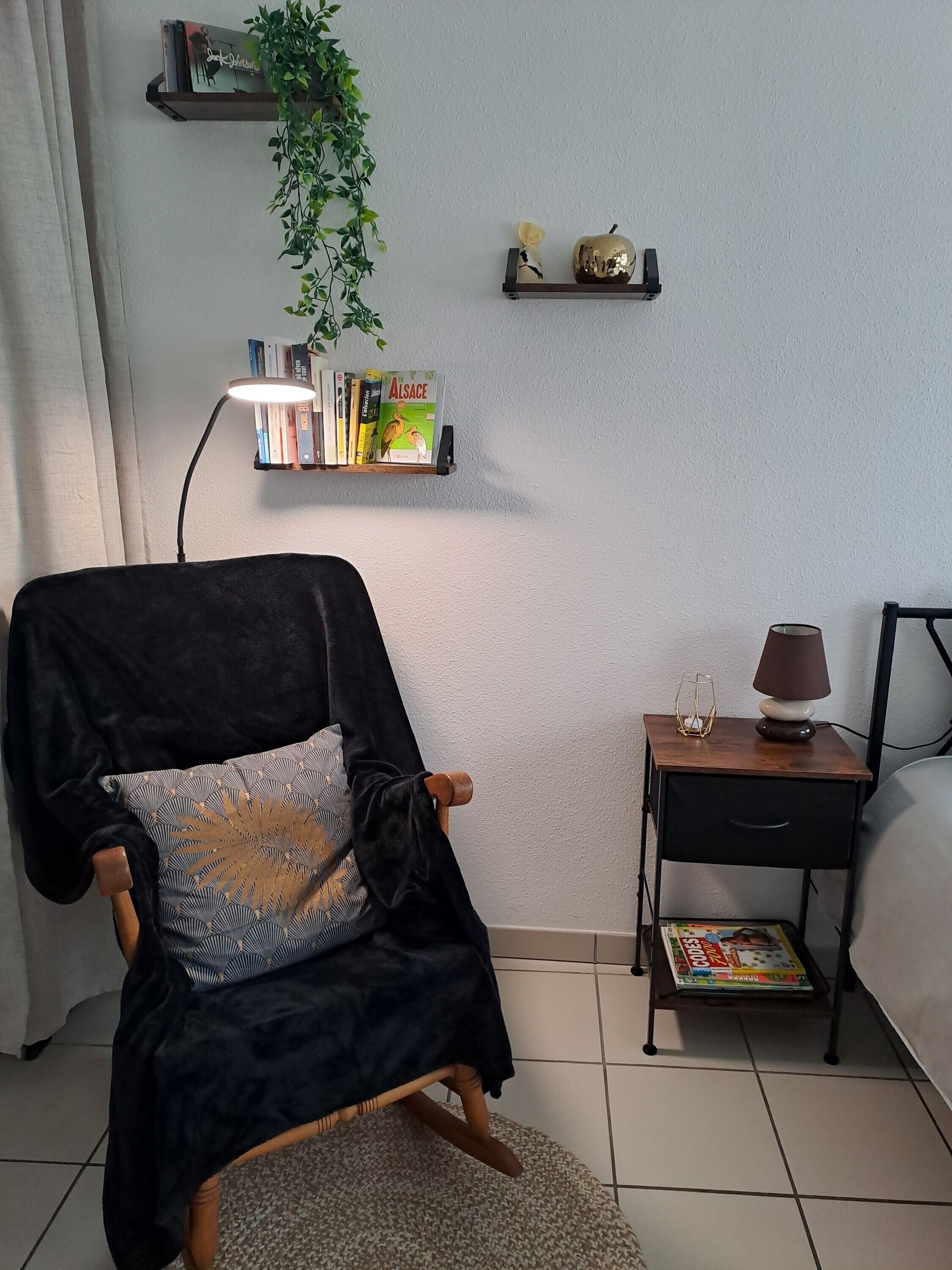 Bügeleisen/Bügelbrett, WLAN, Bettwäsche