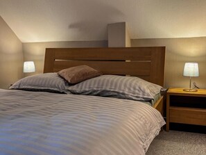 Double or Twin Room | Free WiFi - Penzion Festung (Petrovice)
