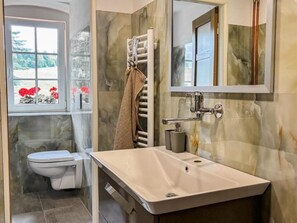 Bathroom - Penzion Festung (Petrovice)