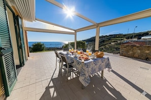 Appartamento, vista mare | Terrazza/patio