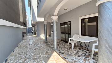 Asrama Umum, 2 kamar tidur, Boleh Merokok, balkon | Teras/patio