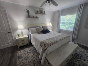 In-room safe, desk, iron/ironing board, travel cot - Newly Renovated Modern Home Race & Beach in Port Orange (Port Orange)