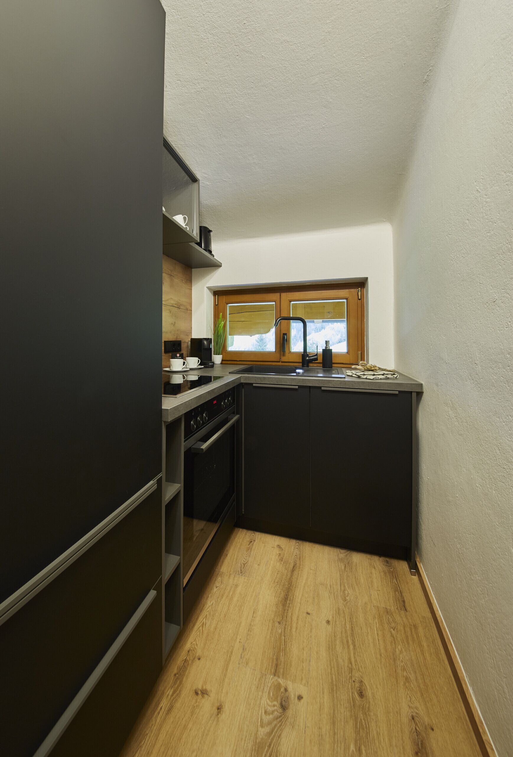 Kühlschrank, Ofen, Herdplatte, Geschirrspüler