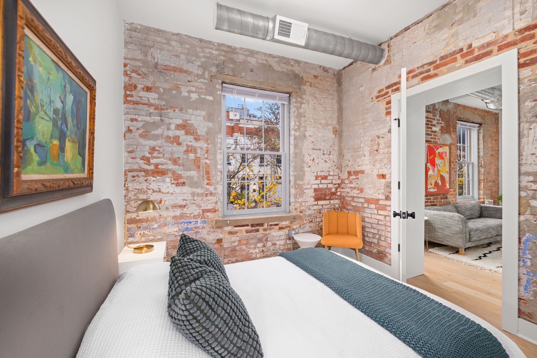 1 chambre, fer et planche à repasser, lit parapluie, Wi-Fi gratuit