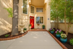 House | 4 bedrooms, Internet - Luxury Wine Country Home With Pool Spa (Murrieta)