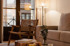 Superior Suite, City View | Living area - Hamsa House (Barcelona)