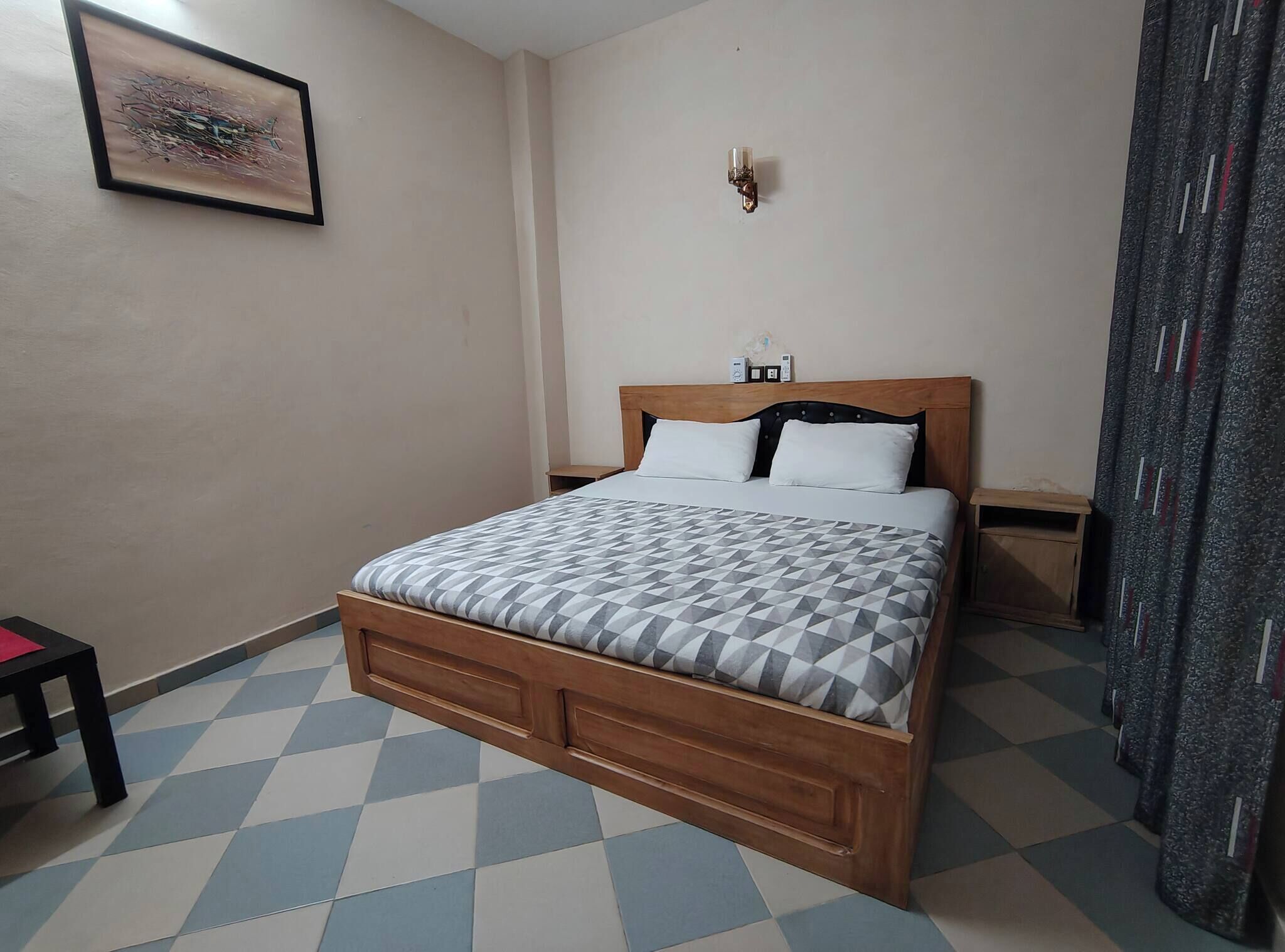 Room, 1 Bedroom, Smoking, Balcony | 1 bilik tidur 