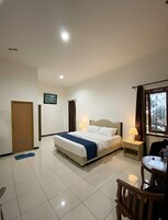 Deluxe Double Room | Desk, free WiFi