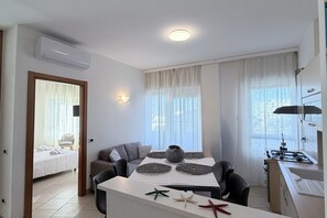 Interior - Nievo Flexrent - Real Estate Abyssinia (Riccione)