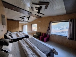 Familienzimmer, Talblick