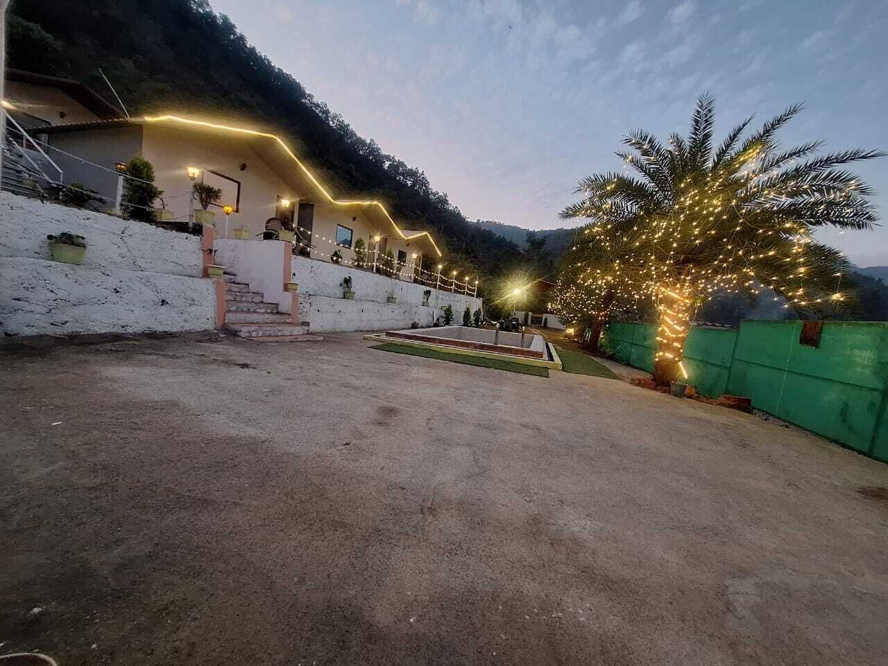 บริเวณภายนอก