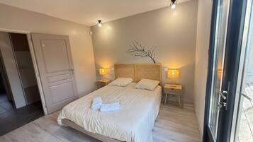 Wifi gratis y ropa de cama