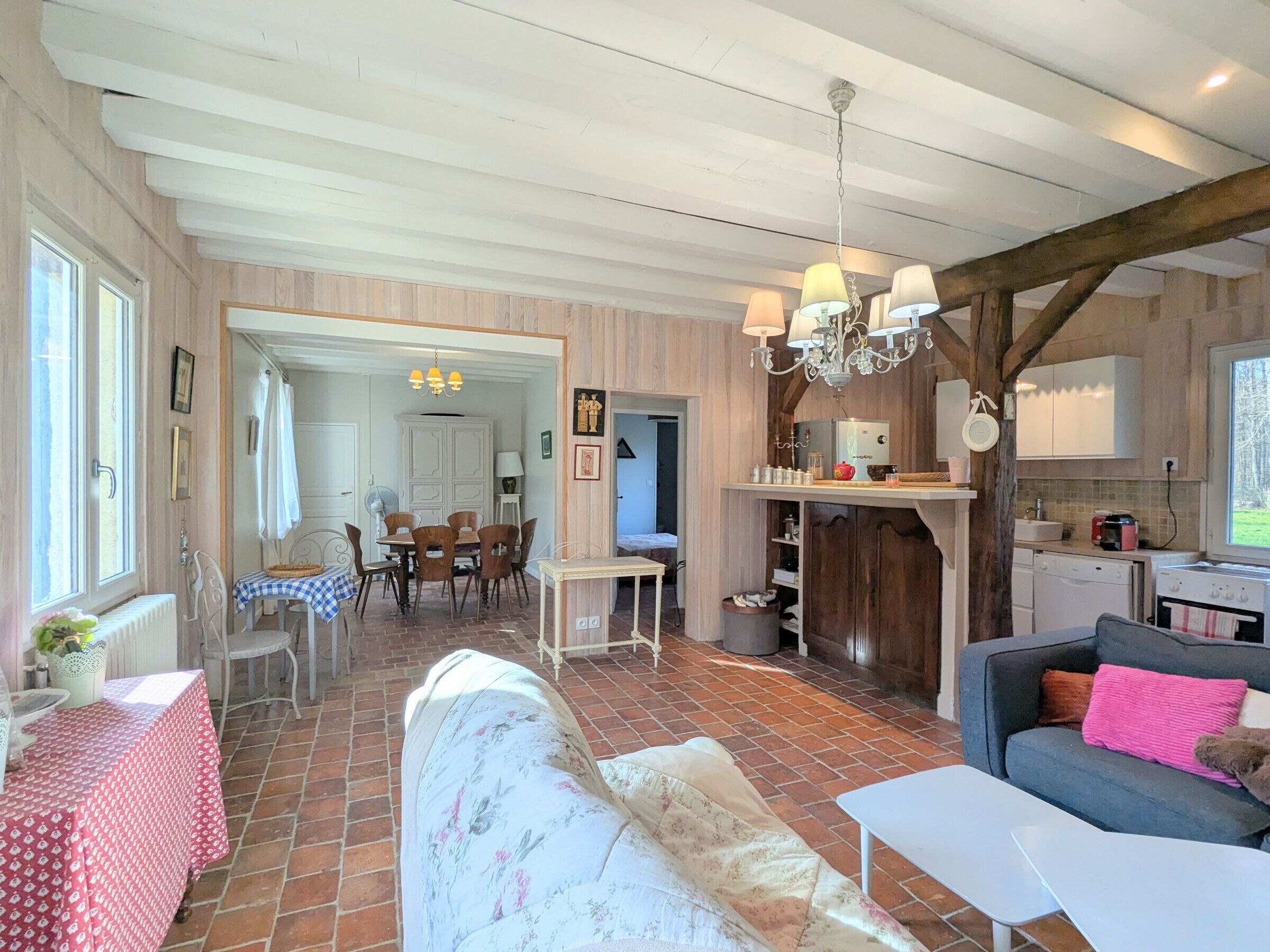 Televisie en een open haard