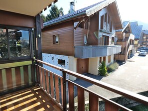 Property grounds - Pleasant 2-room + sleeping area, 5 ppl, St Jean de Sixt (Saint-Jean-de-Sixt)