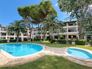 Pool - Studio in L'Escala 300m from beach, pool view (L'Escala)