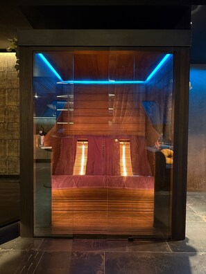 Sauna - Immerse yourself in 20 natural settings around your infinity pool and jacuzzi. (Lasne)