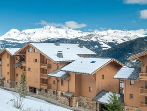 Exterior - Ski-in duplex with parking and WIFI at Bisanne 1500 (Villard-sur-Doron)