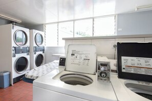 Interior - Longreach Tourist Park (Longreach)