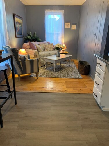 Amazing 1-bedroom apartment in charming Barre perfect for your stay