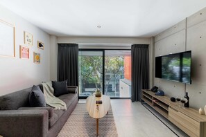 Exterior - TOP Condesa Bright 1 BR Apartment (Mexico City)