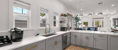 House | 3 bedrooms, Internet