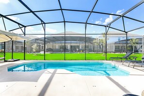 10 habitaciones y acceso a internet 