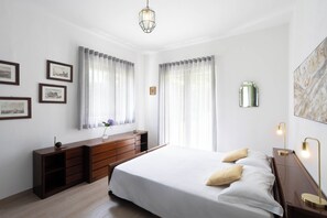 熨斗/熨衣板、免费 WiFi、床单