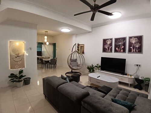 Jess Oasis Stay Tambun