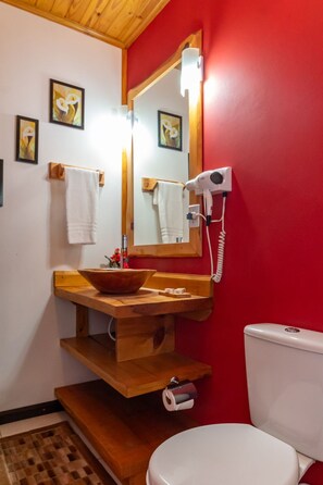 Bungalow, Garden View | Iron/ironing board, free WiFi - Hospedagem Rural Recanto do Riacho (Urubici)