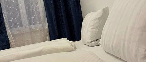 Acceso a internet y ropa de cama