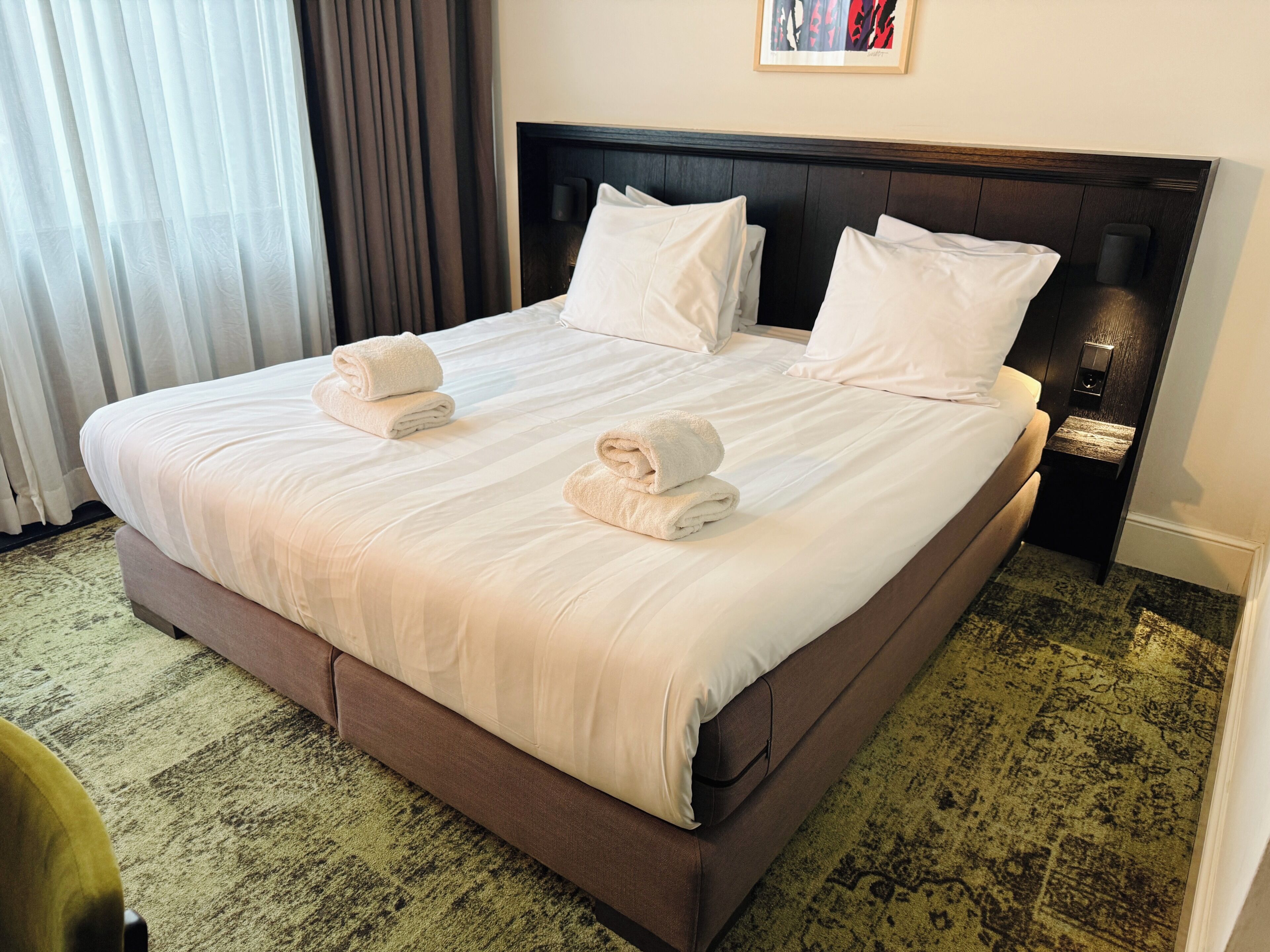 Classic Double Souterrain Room