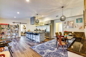 House (Multiple Bedrooms) | Interior - Pet-friendly Group Getaway 12 Mi to Camelback Mtn! (Cresco)