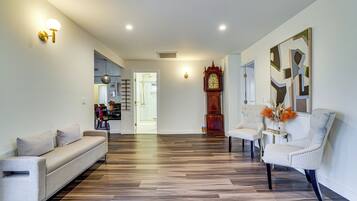 Maison (Multiple Bedrooms) | Intérieur