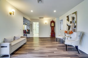 House (Multiple Bedrooms) | Interior - Pet-friendly Group Getaway 12 Mi to Camelback Mtn! (Cresco)